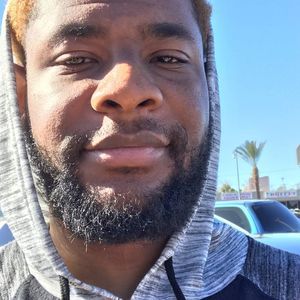 Meet your Posher, Adam